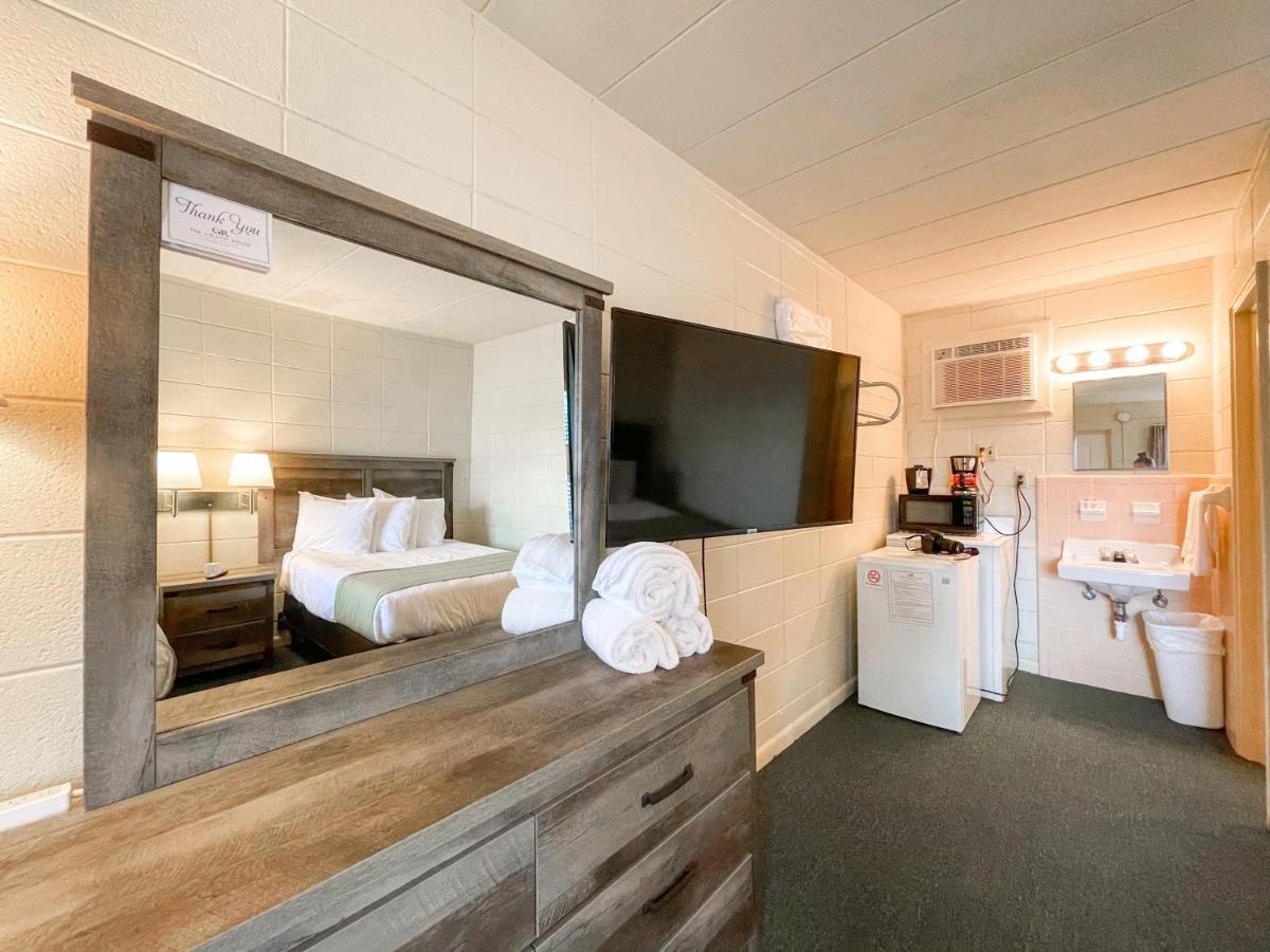 The Grand Regal Resort Elizabethtown Exteriör bild
