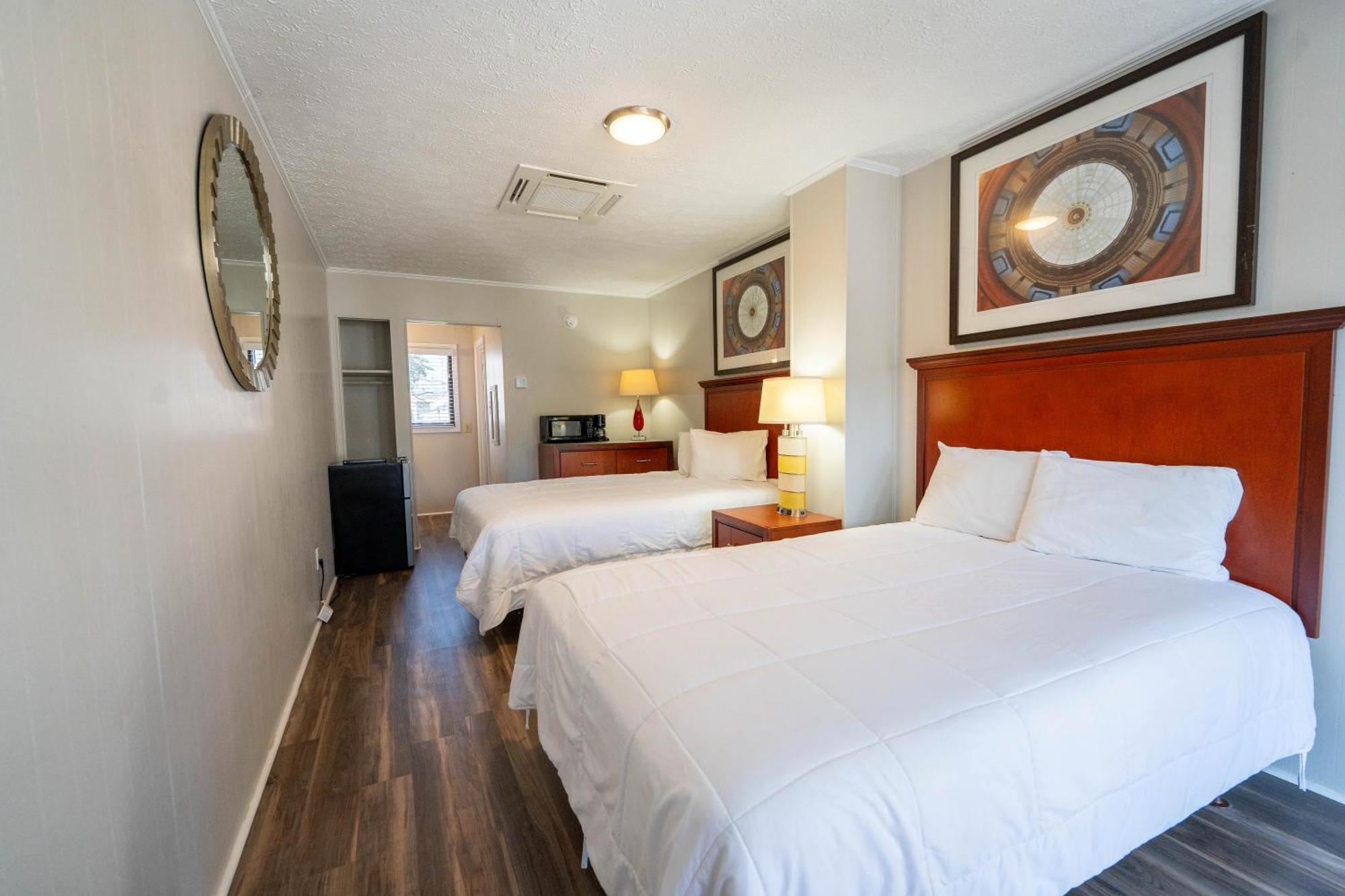 The Grand Regal Resort Elizabethtown Exteriör bild