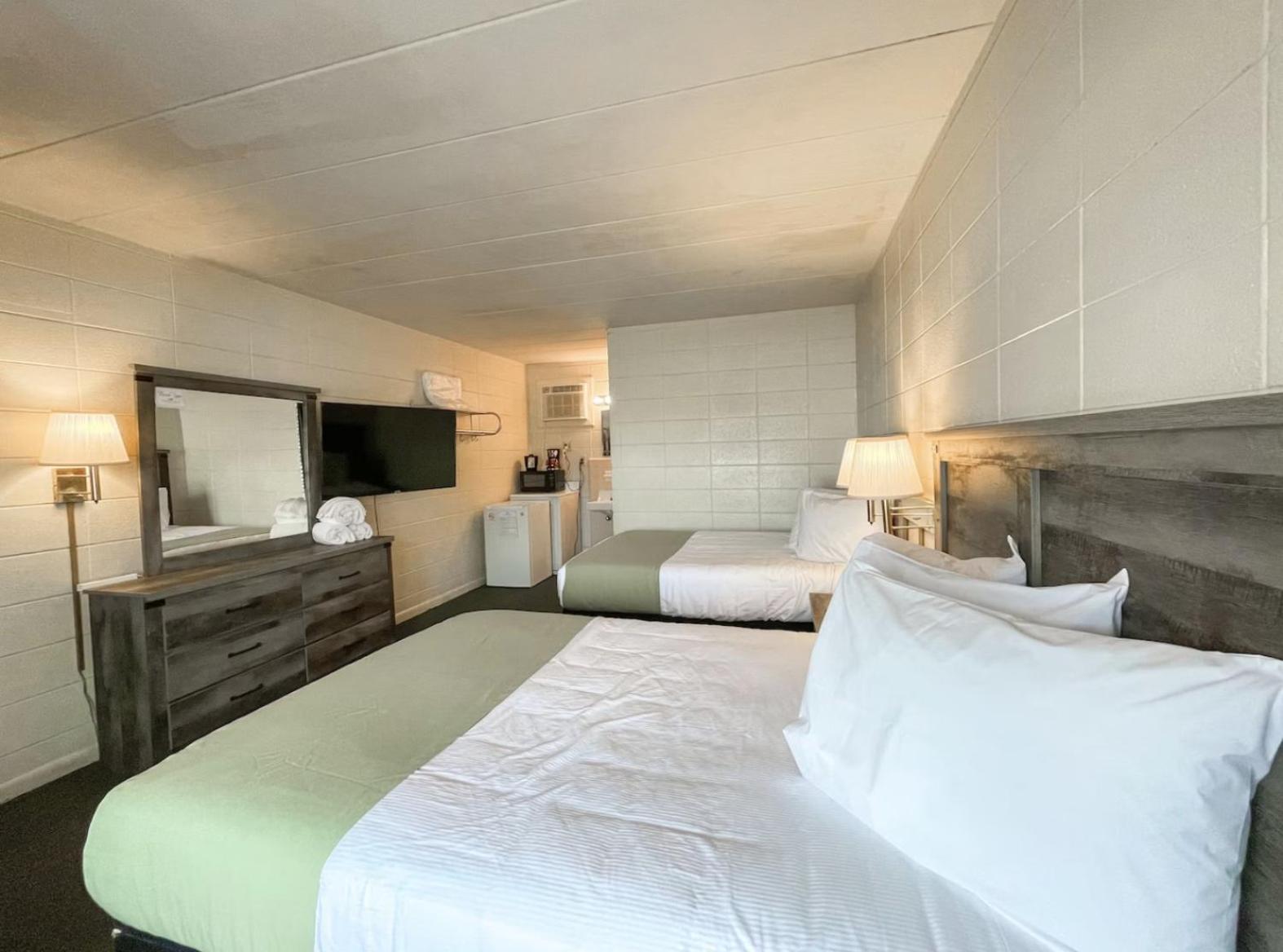 The Grand Regal Resort Elizabethtown Exteriör bild